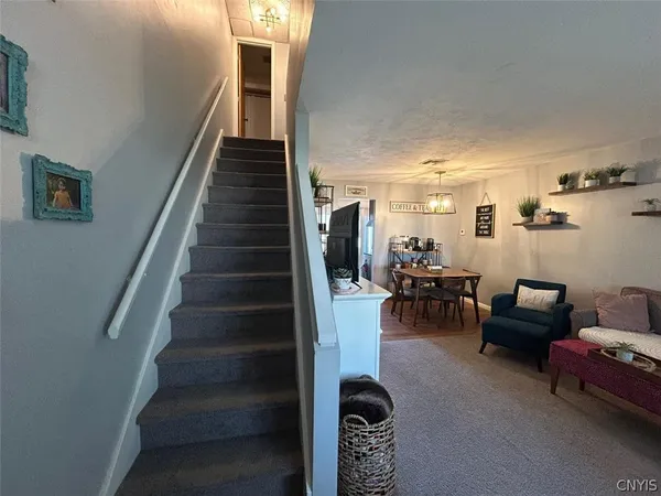 $149,900 | 205 Natick Circle, Camillus, NY 13031