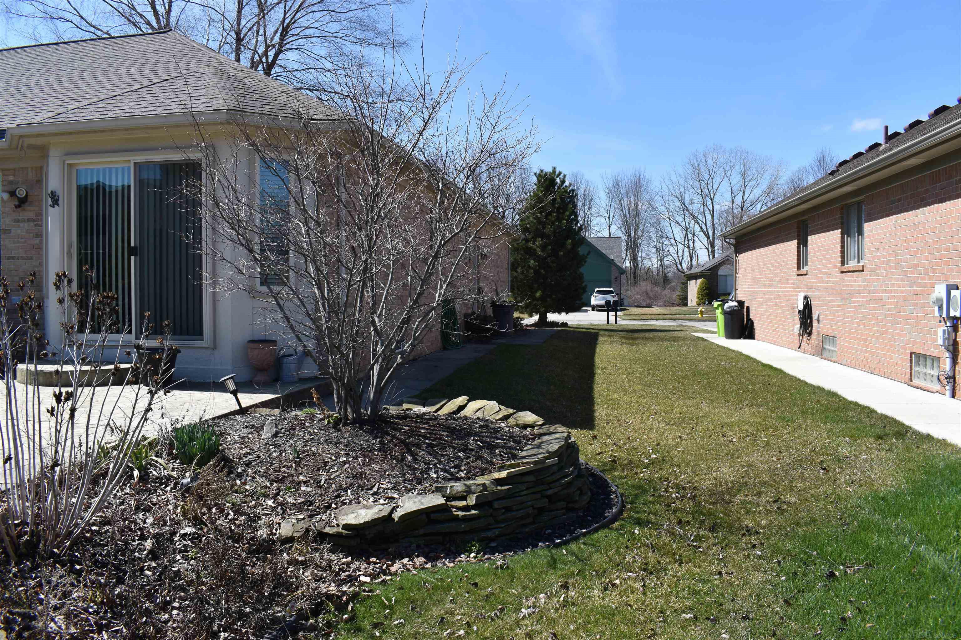 49242 Monte Road New Baltimore, MI 48047 - Photo 7 of 46