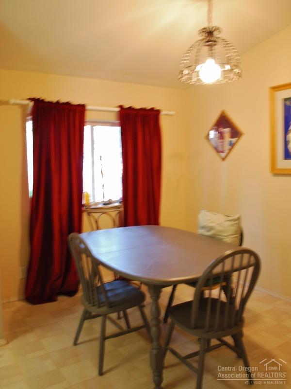 60210 Agate Road Bend, OR 97702 - Photo 5 of 9 Additional Photo