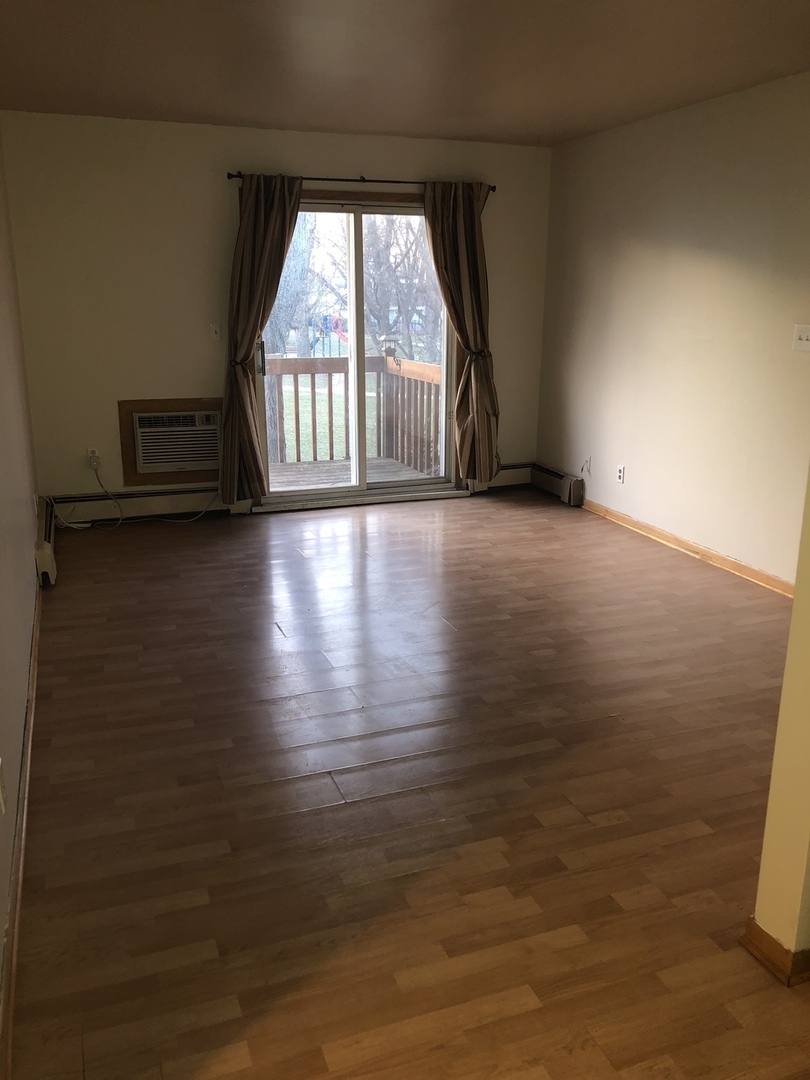 2300 Light Road, Unit 208 Oswego, IL 60543 - Photo 6 of 17