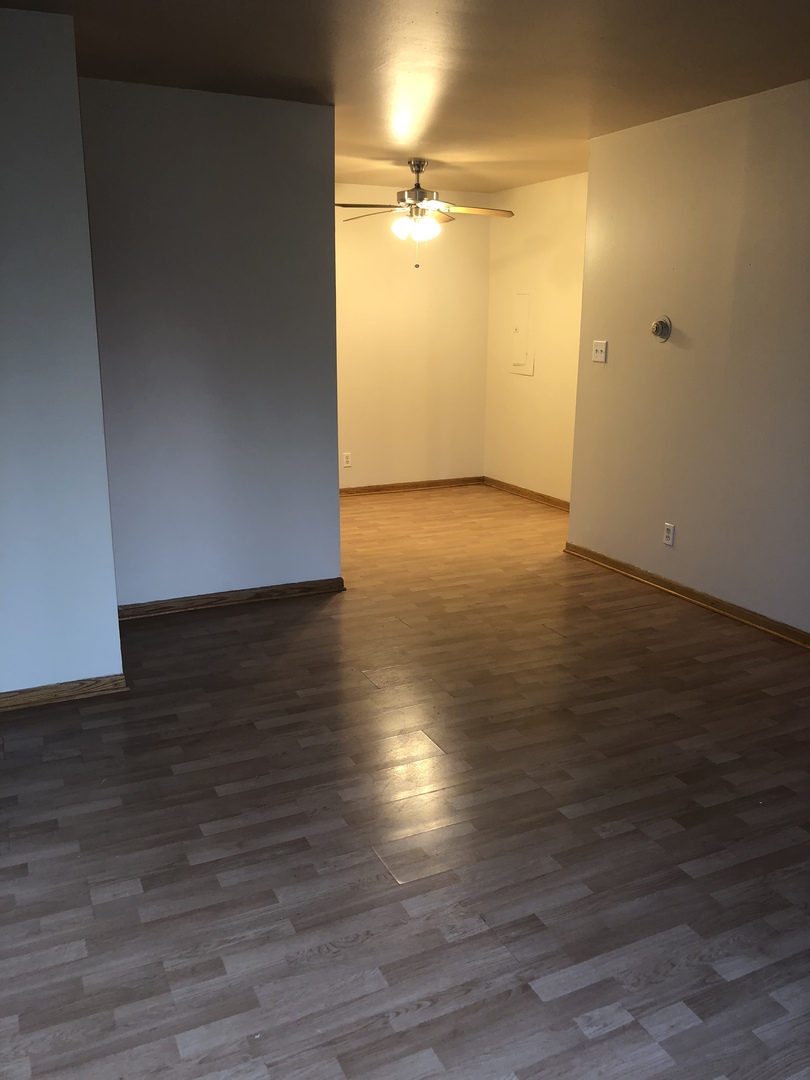 2300 Light Road, Unit 208 Oswego, IL 60543 - Photo 7 of 17