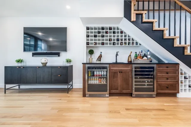 a view of a living room with furniture