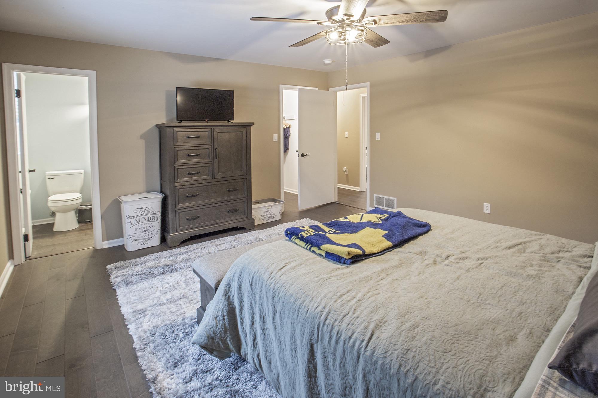 155 Boston Road Pennsville, NJ 08070 - Photo 11 of 23 Main bedroom