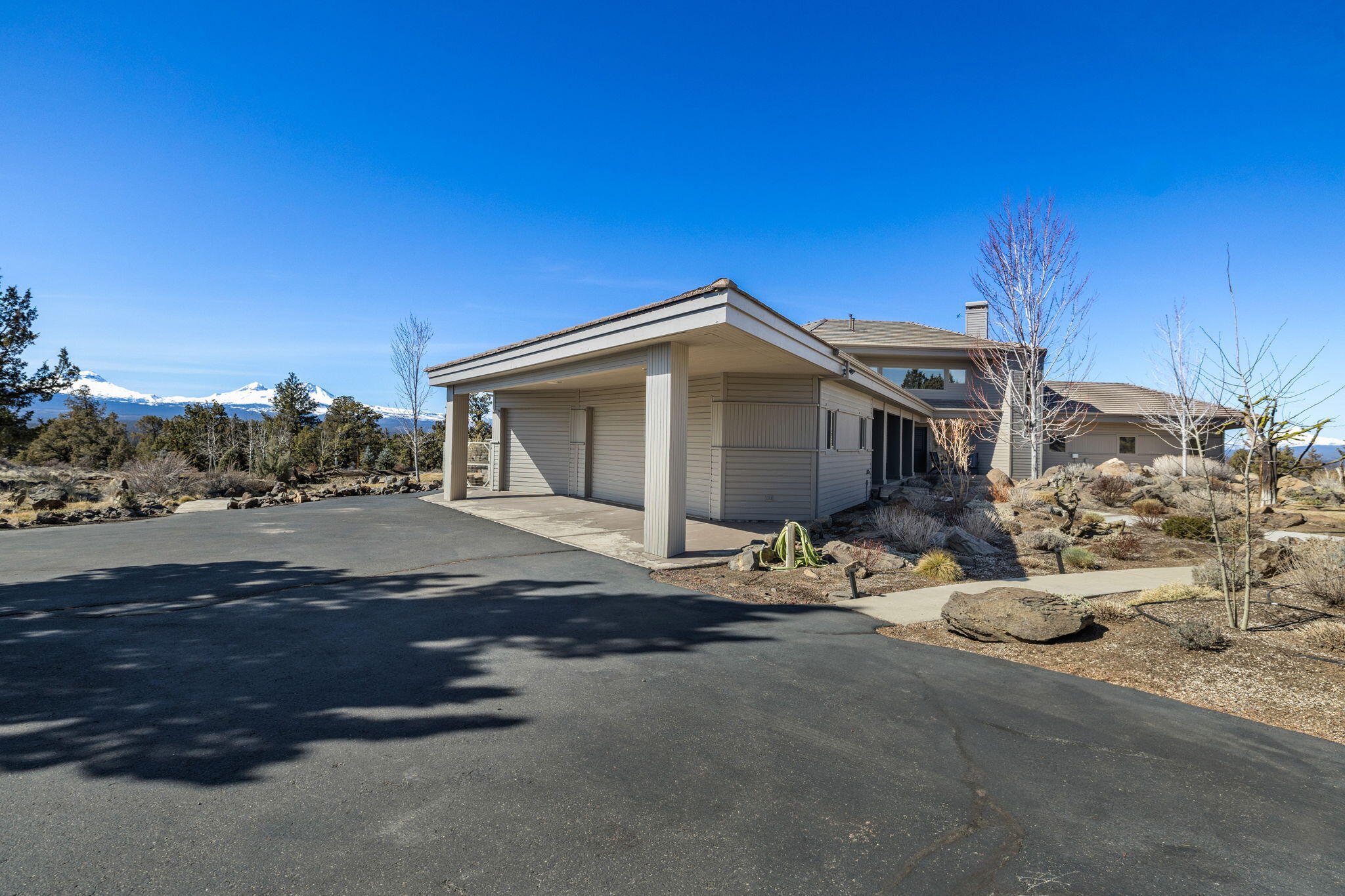 18290 Plainview Road Bend, OR 97703 - Photo 64 of 73 2025_03_07_18290_plainview_rd-24