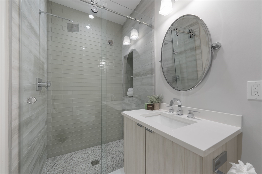 1824 Columbia Road, Unit 2 Boston, MA 02127 - Photo 22 of 41