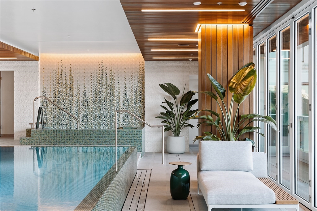 150 Seaport Boulevard, Unit 20E Boston, MA 02210 - Photo 8 of 13