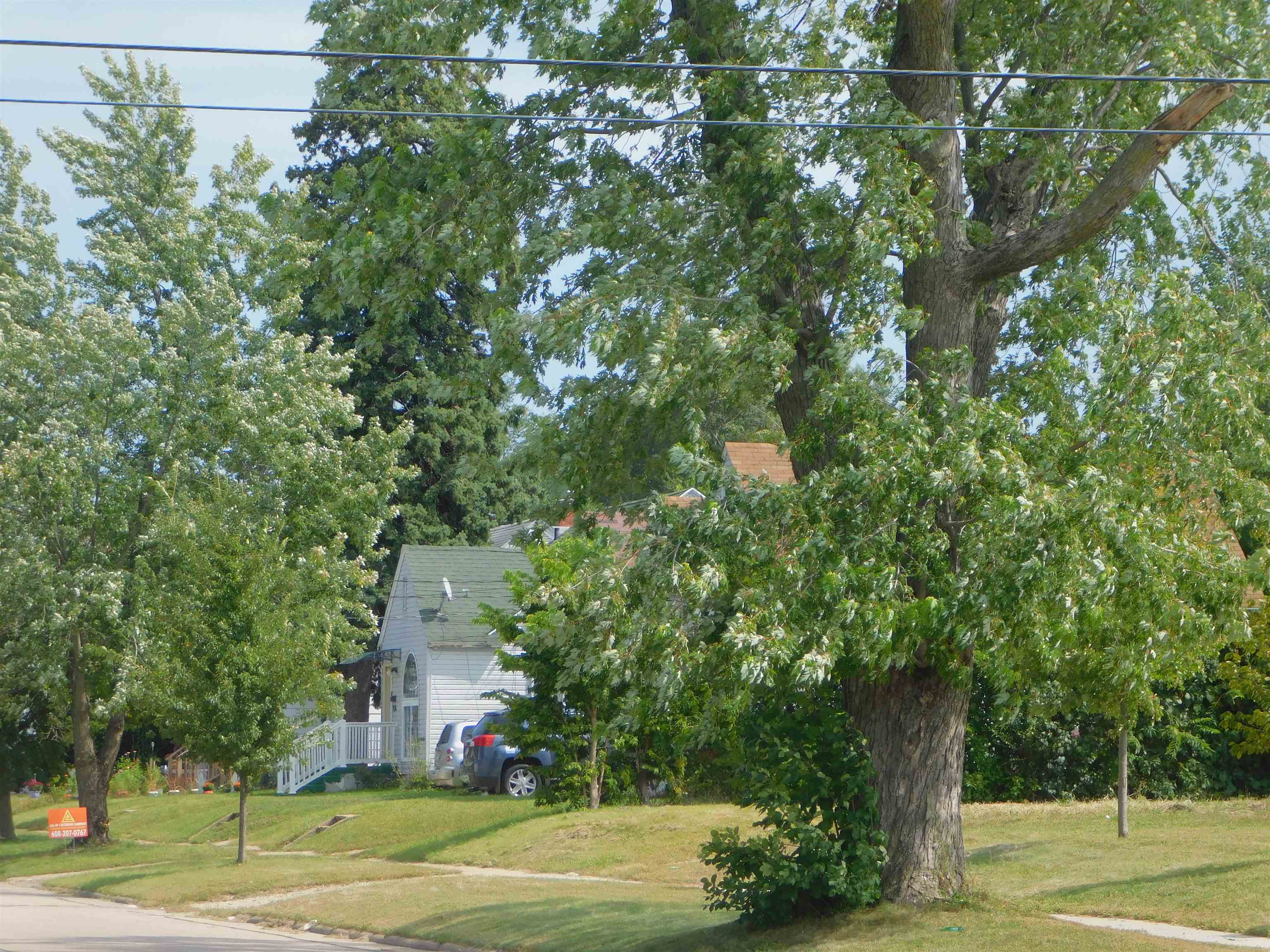 1681 Park Beloit Wi 53511 Beloit, WI 53511 - Photo 3 of 5