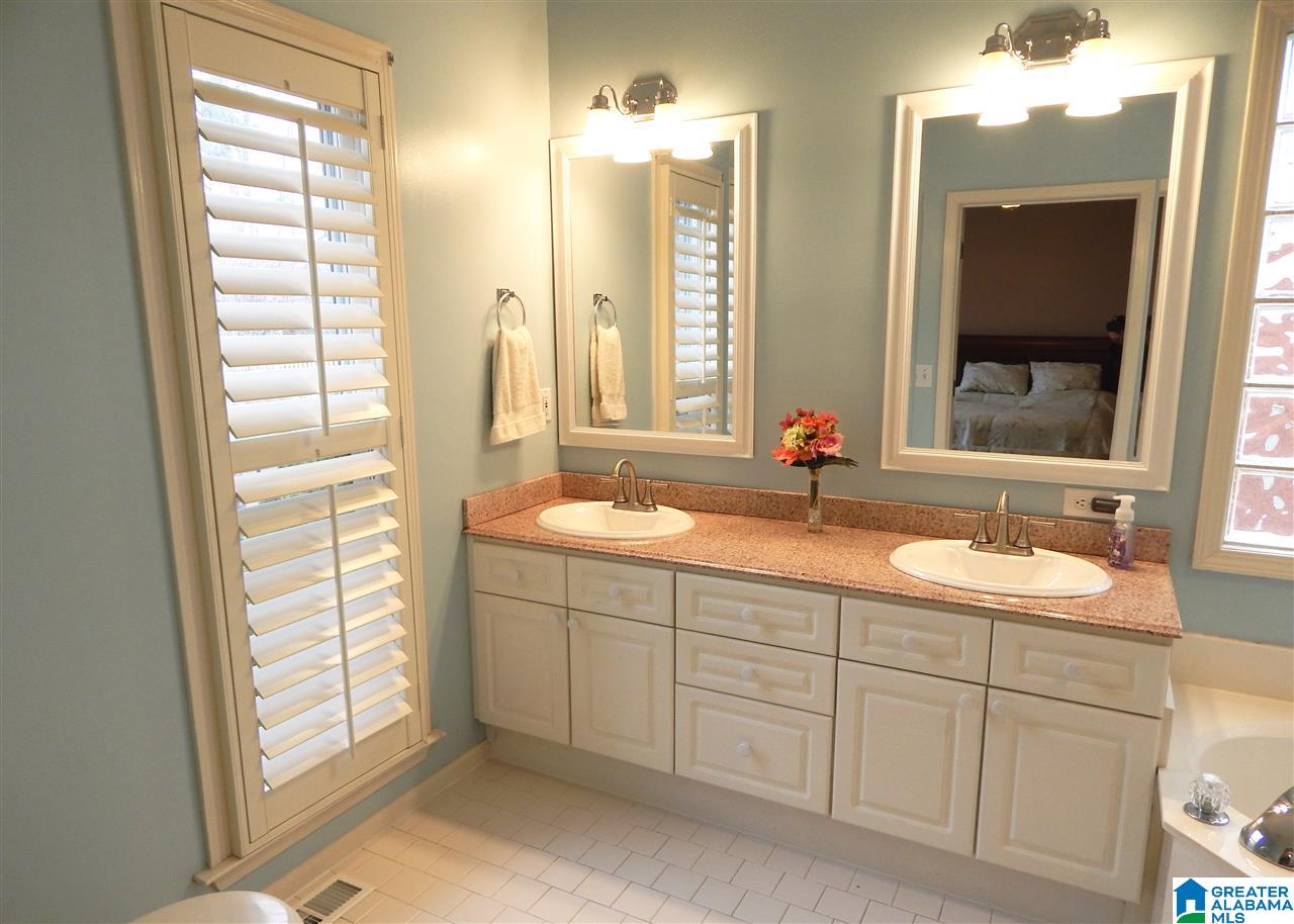 1159 Al Seier Road Birmingham, AL 35226 - Photo 9 of 24