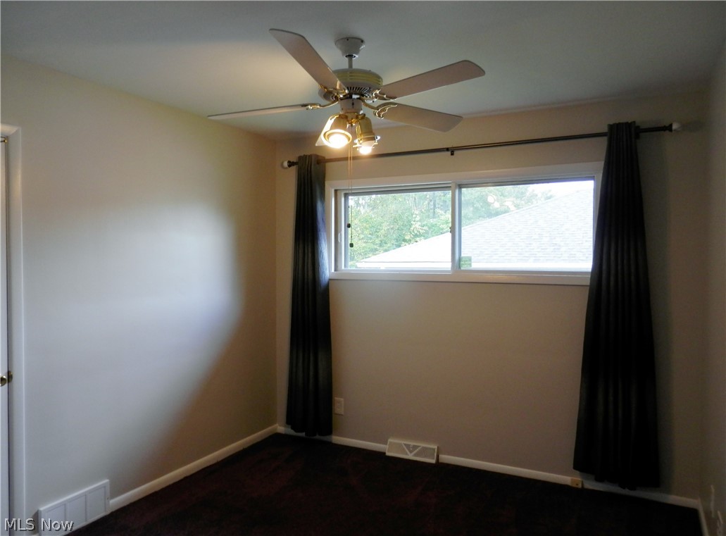 2080 Marshfield Road Cleveland, OH 44124 - Photo 23 of 32