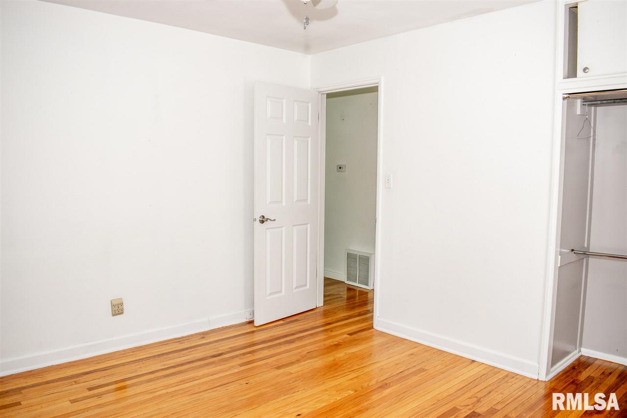 226 East Cherry Ridge Road Peoria, IL 61614 - Photo 14 of 25 Gallery Image 14