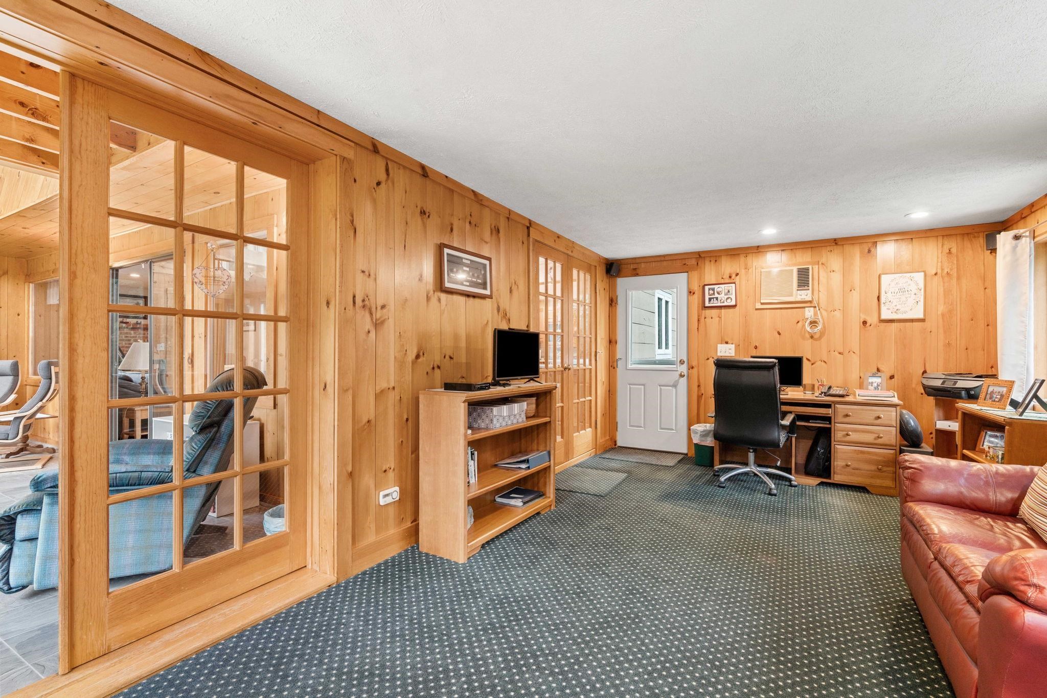 42 Thorndike Road Weare, NH 03281 - Photo 23 of 55 Gallery Image 23