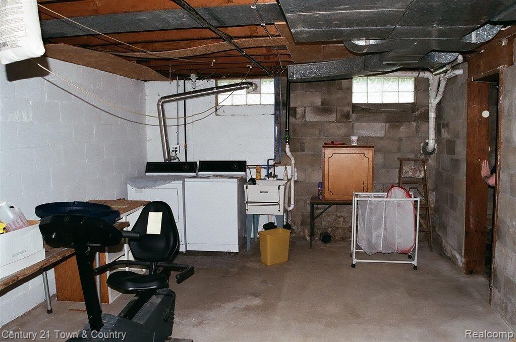 46797 Ryan Road Utica, MI 48317 - Photo 16 of 21 78230002.jpg