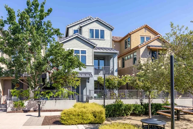 $2,900,000 | 3428 Alma Village Circle, Palo Alto, CA 94306