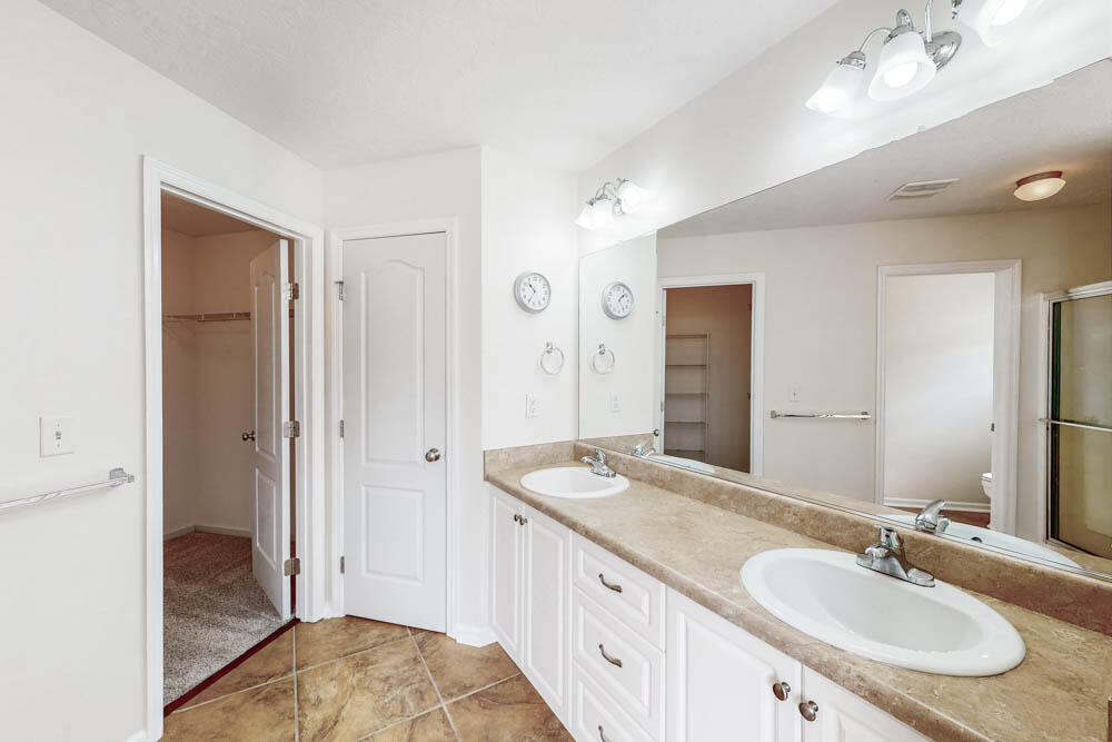 1420 Oxpens Road Warrenville, SC 29851 - Photo 15 of 30 Owners Bathroom!