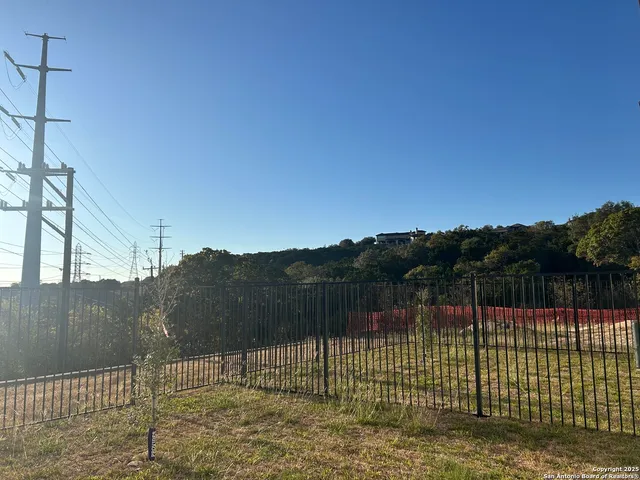 $2,695 | 115 Ave Ventana, San Antonio, TX 78256