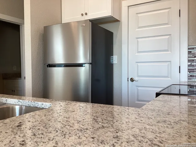 $2,695 | 115 Ave Ventana, San Antonio, TX 78256