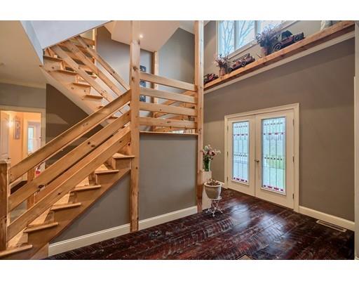 5 Wamsutta Ridge Road Charlton, MA 01507 - Photo 8 of 39 Gallery Image 8