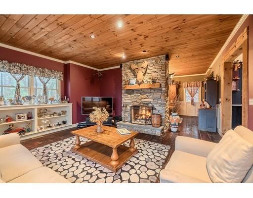 5 Wamsutta Ridge Road Charlton, MA 01507 - Photo 9 of 39 Gallery Image 9