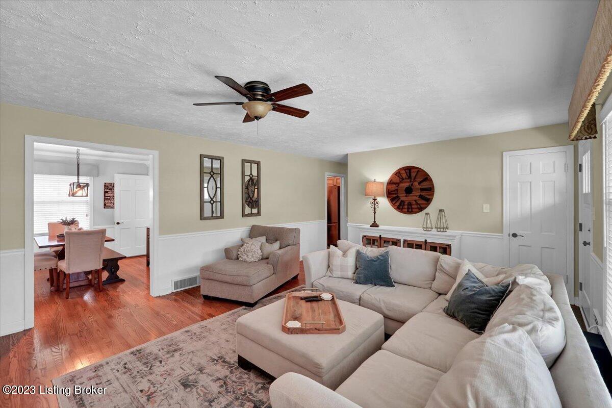 4608 Fox Run Road Louisville, KY 40207 - Photo 9 of 45 09-4608 Fox Run Rd-109