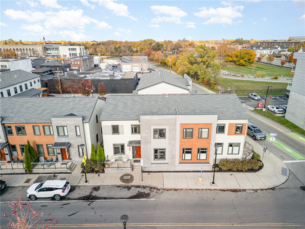 72 Charlotte Street Rochester, NY 14607 - Photo 2 of 33