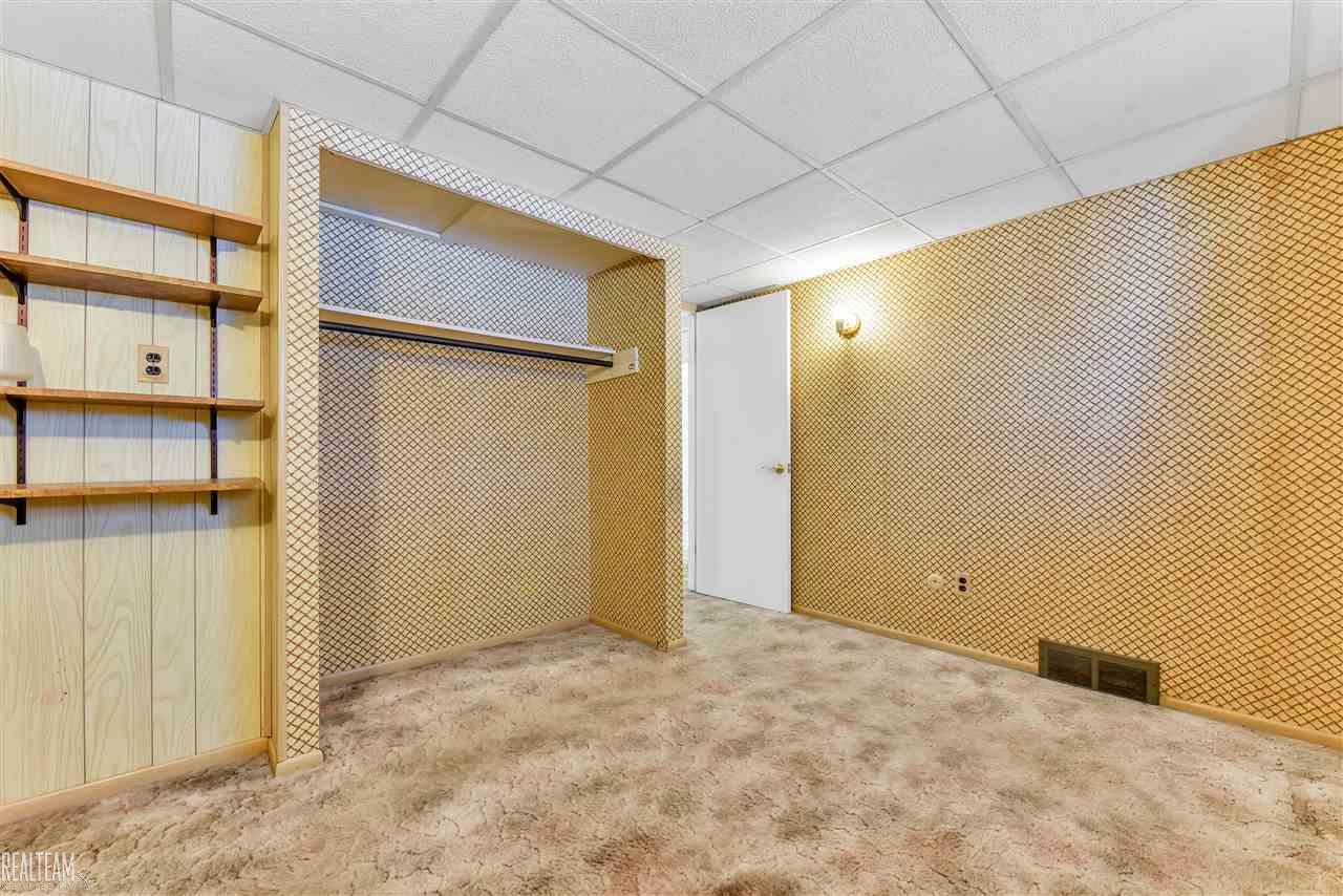 2239 Castleton Drive Troy, MI 48083 - Photo 25 of 33