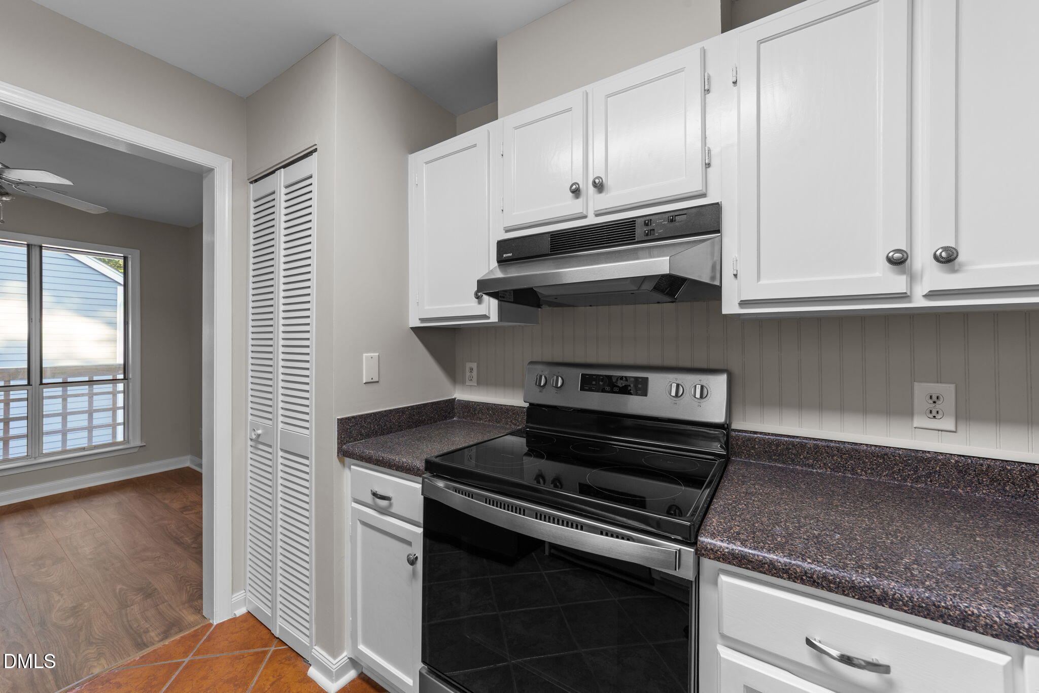 4110 Sedgewood Drive, Unit 302 Raleigh, NC 27612 - Photo 11 of 34 10