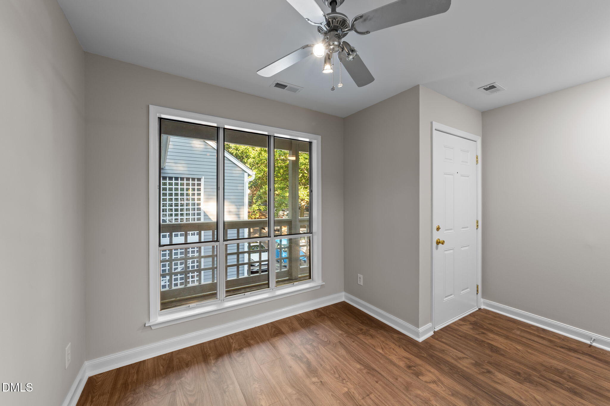 4110 Sedgewood Drive, Unit 302 Raleigh, NC 27612 - Photo 5 of 34 5