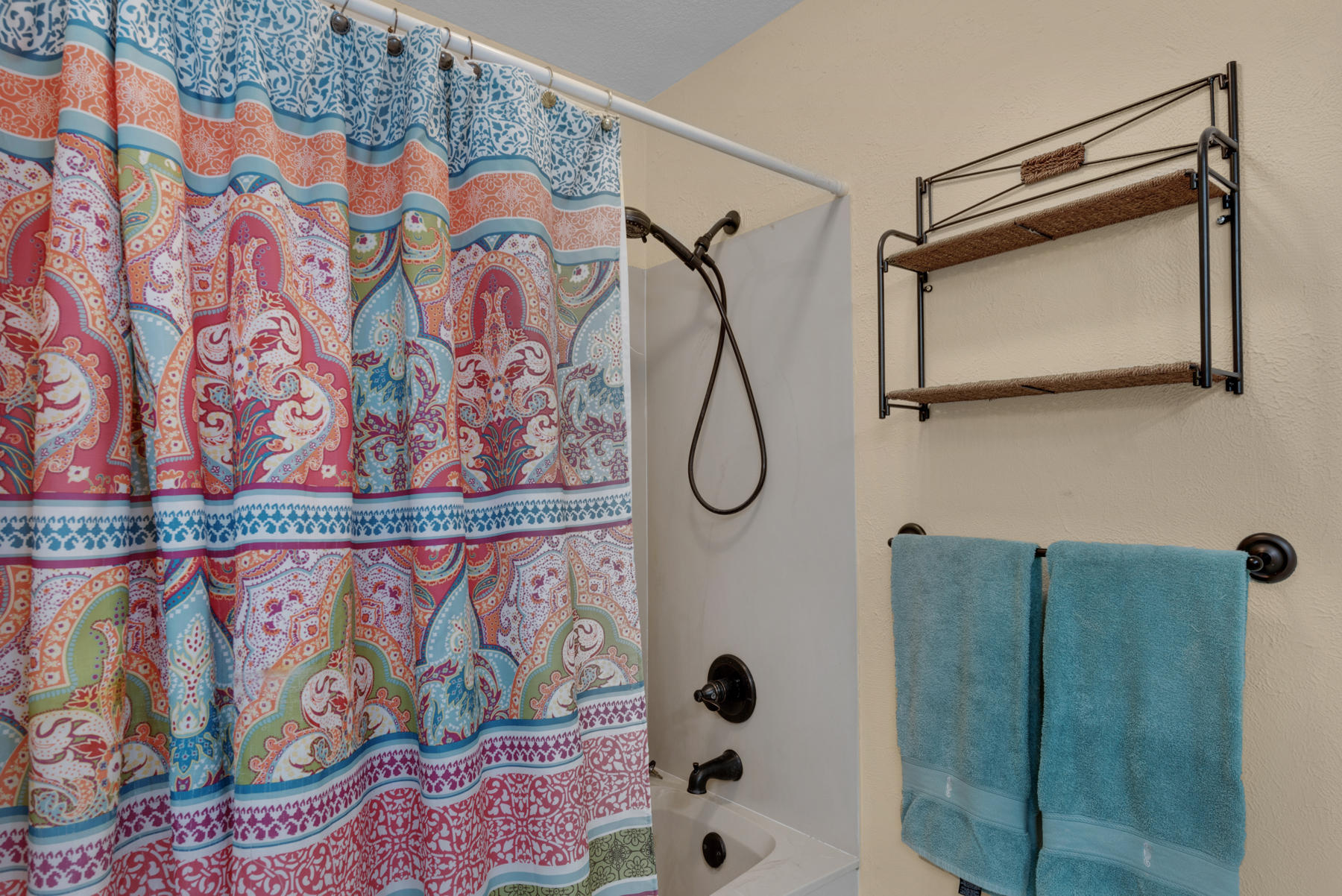 44 Dolphin Place Freeport, FL 32439 - Photo 35 of 76 a bathroom with a shower and a sink
