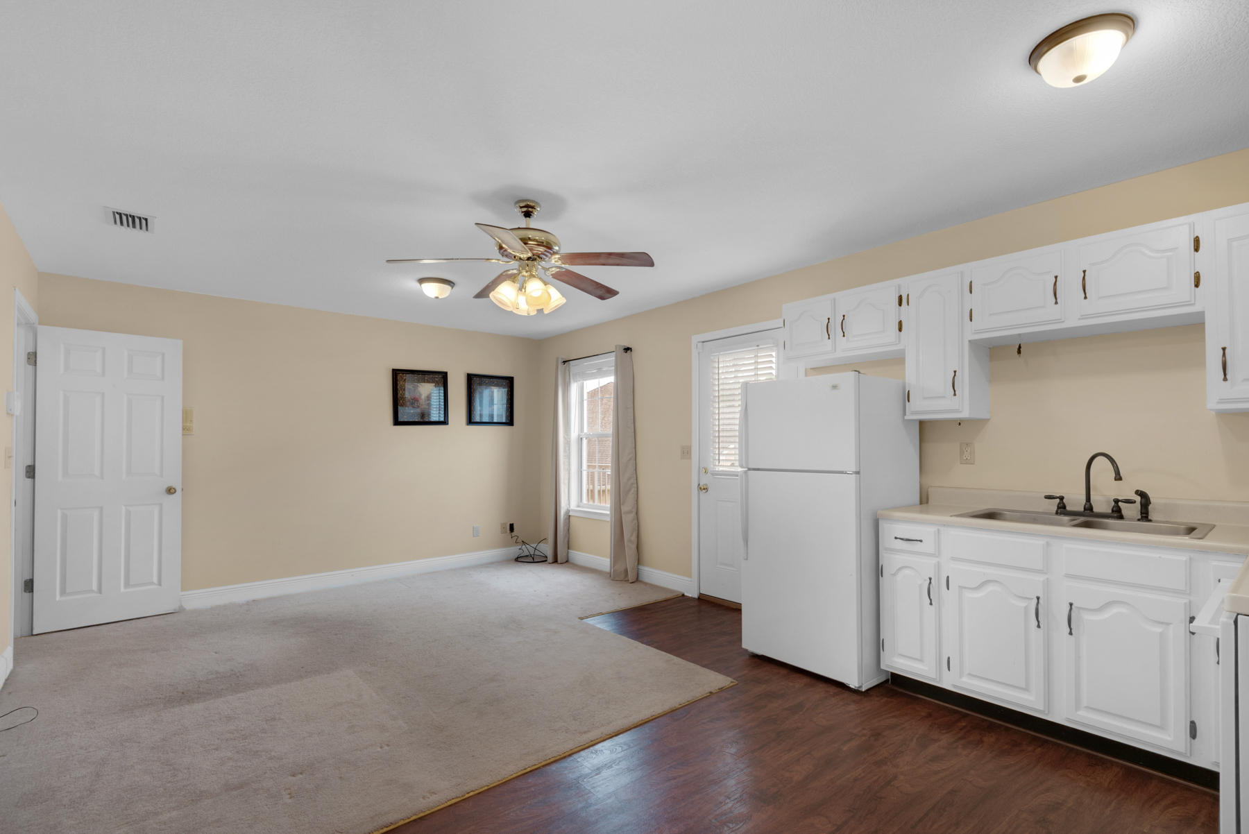44 Dolphin Place Freeport, FL 32439 - Photo 37 of 76 44 Dolphin Pl_20201203_190