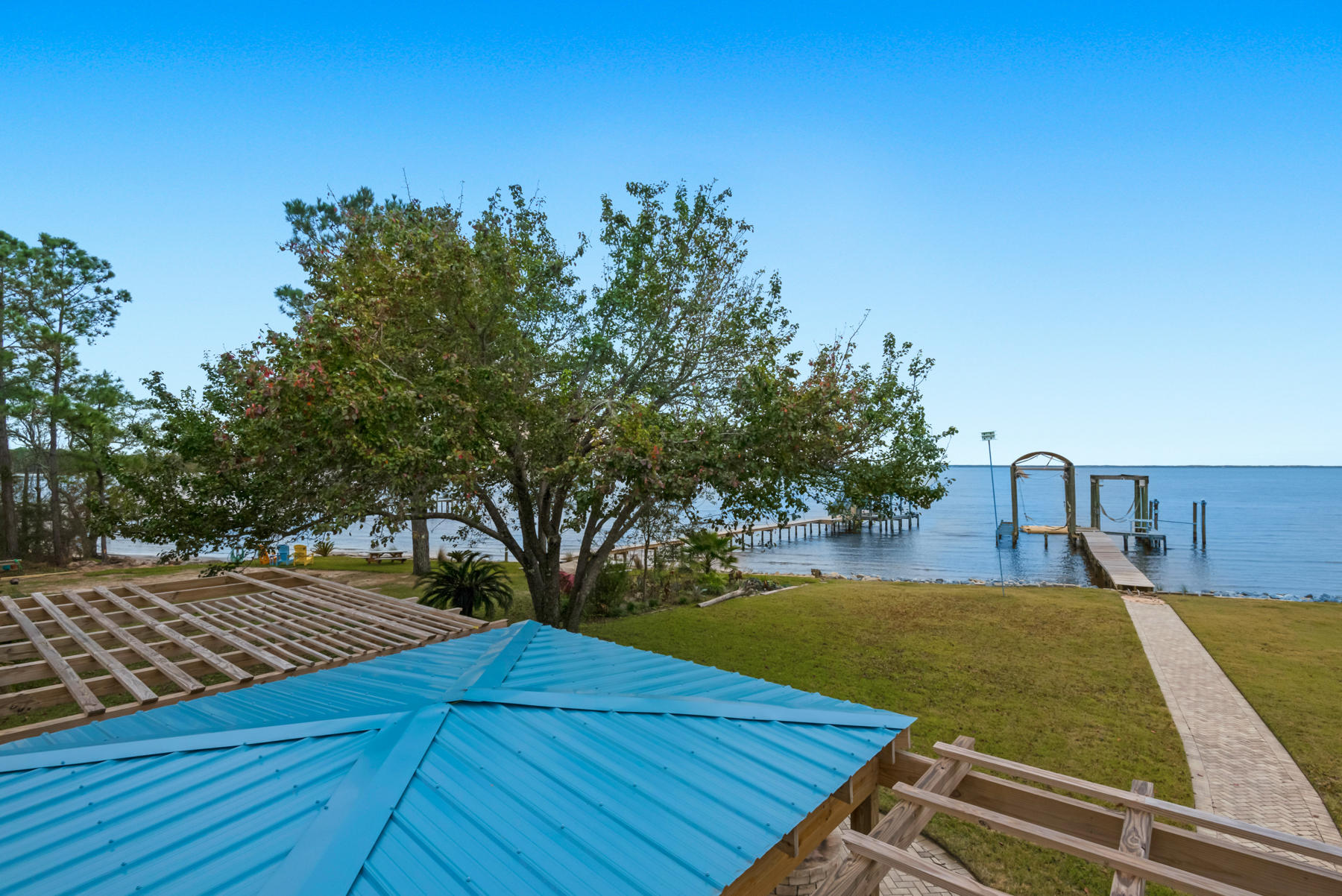 44 Dolphin Place Freeport, FL 32439 - Photo 49 of 76 44 Dolphin Pl_20201203_250