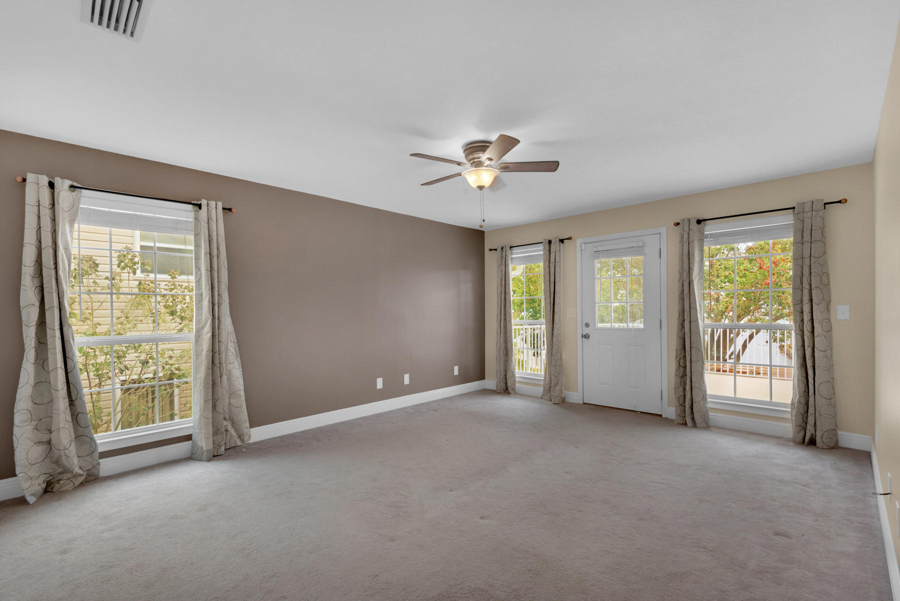 44 Dolphin Place Freeport, FL 32439 - Photo 52 of 76 44 Dolphin Pl_20201203_274