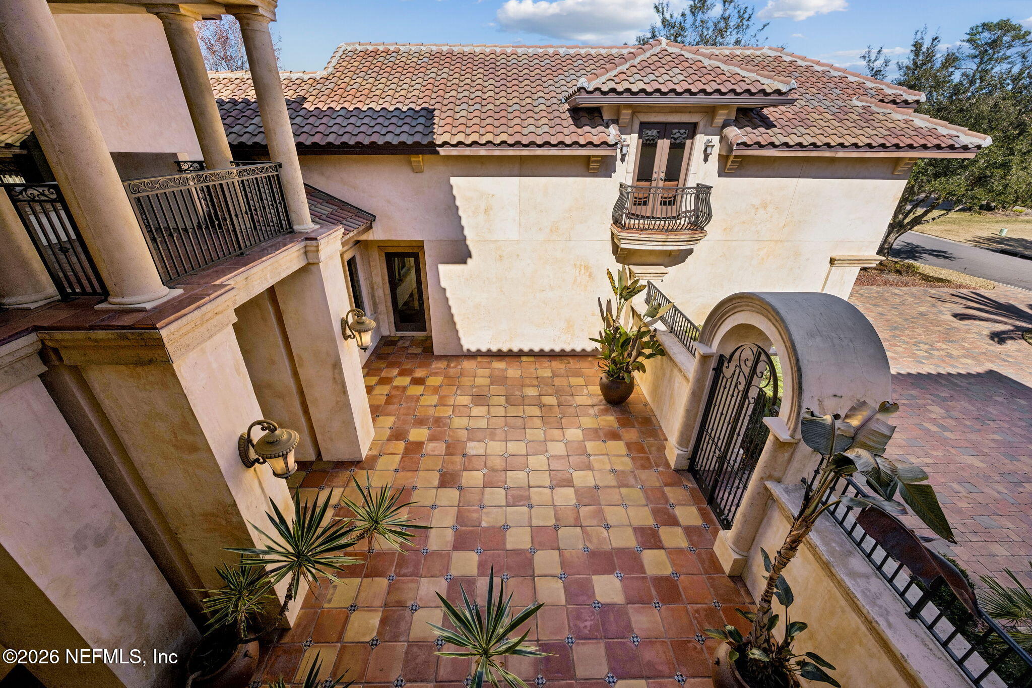 3533 Crest Street St. Augustine, FL 32092 - Photo 11 of 79 Courtyard Entry