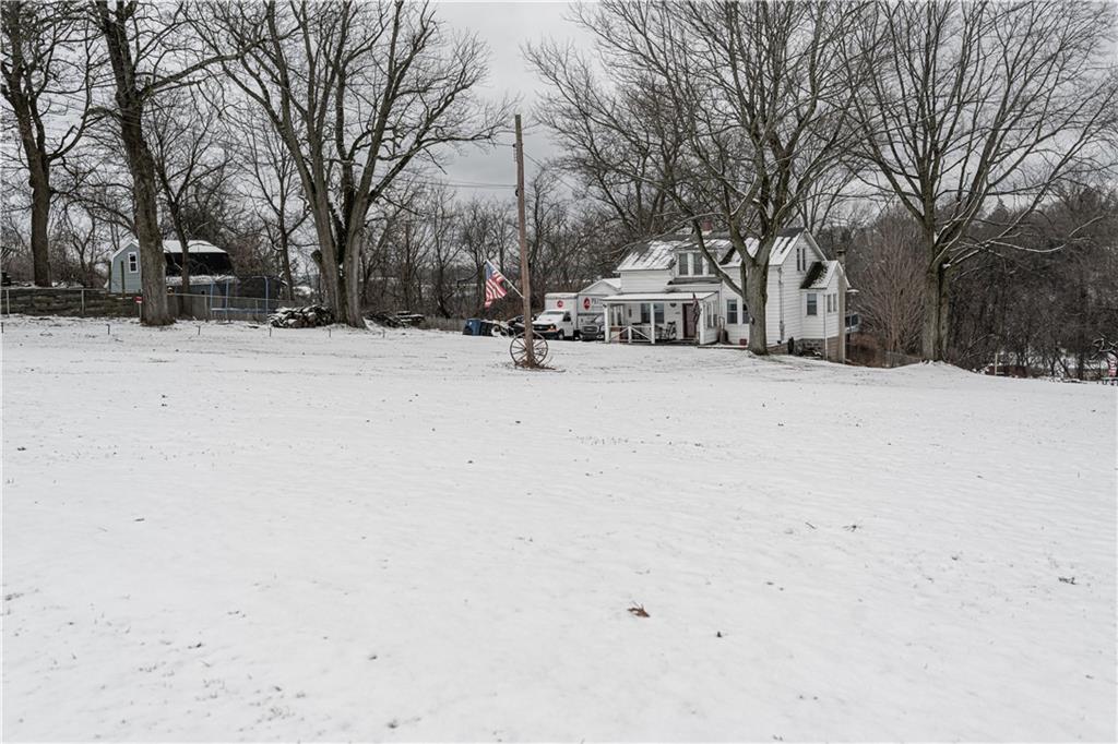 162 Conestoga Road Pittsburgh, PA 15235 - Photo 3 of 25