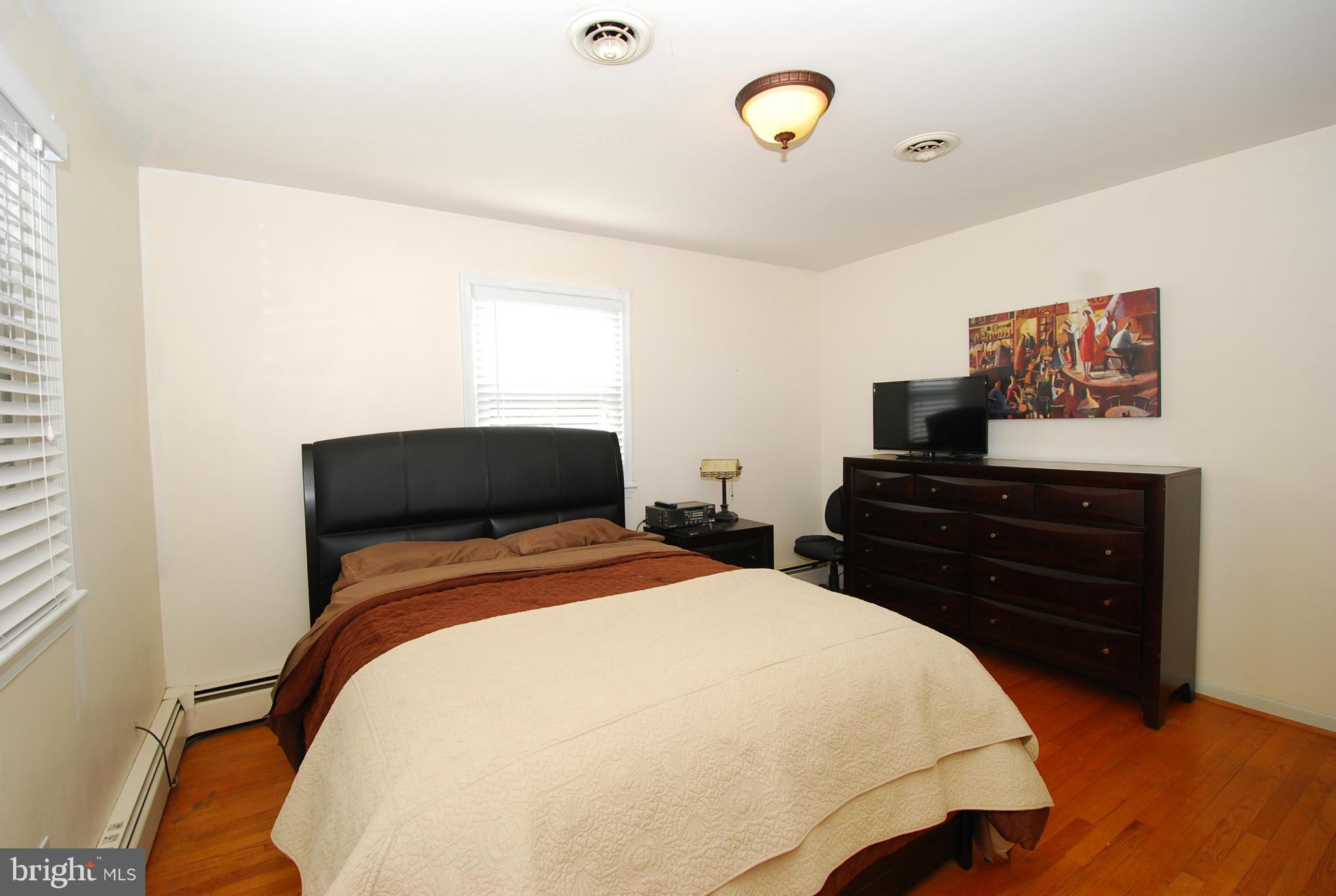 9302 Gue Road Damascus, MD 20872 - Photo 11 of 29 Bedroom (Master)