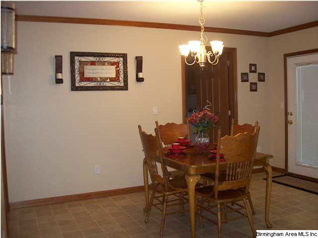 10 Royal Oak Road Jemison, AL 35085 - Photo 5 of 23