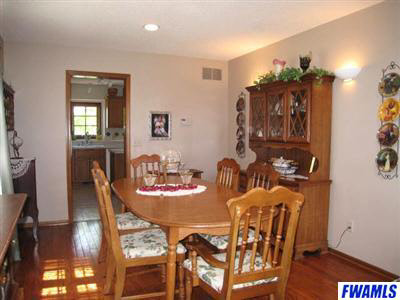 1932 Hunter's Ridge Drive Huntington, IN 46750 - Photo 15 of 26 Gallery Image 15