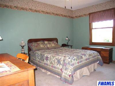 1932 Hunter's Ridge Drive Huntington, IN 46750 - Photo 19 of 26 Gallery Image 19