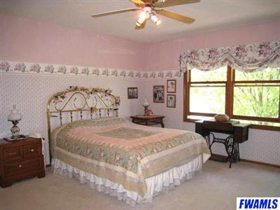 1932 Hunter's Ridge Drive Huntington, IN 46750 - Photo 22 of 26 Gallery Image 22