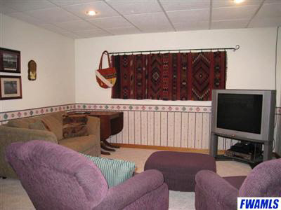 1932 Hunter's Ridge Drive Huntington, IN 46750 - Photo 24 of 26 Gallery Image 24