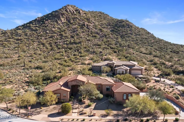 $1,100,000 | 35511 North Vía Tramonto, Phoenix, AZ 85086