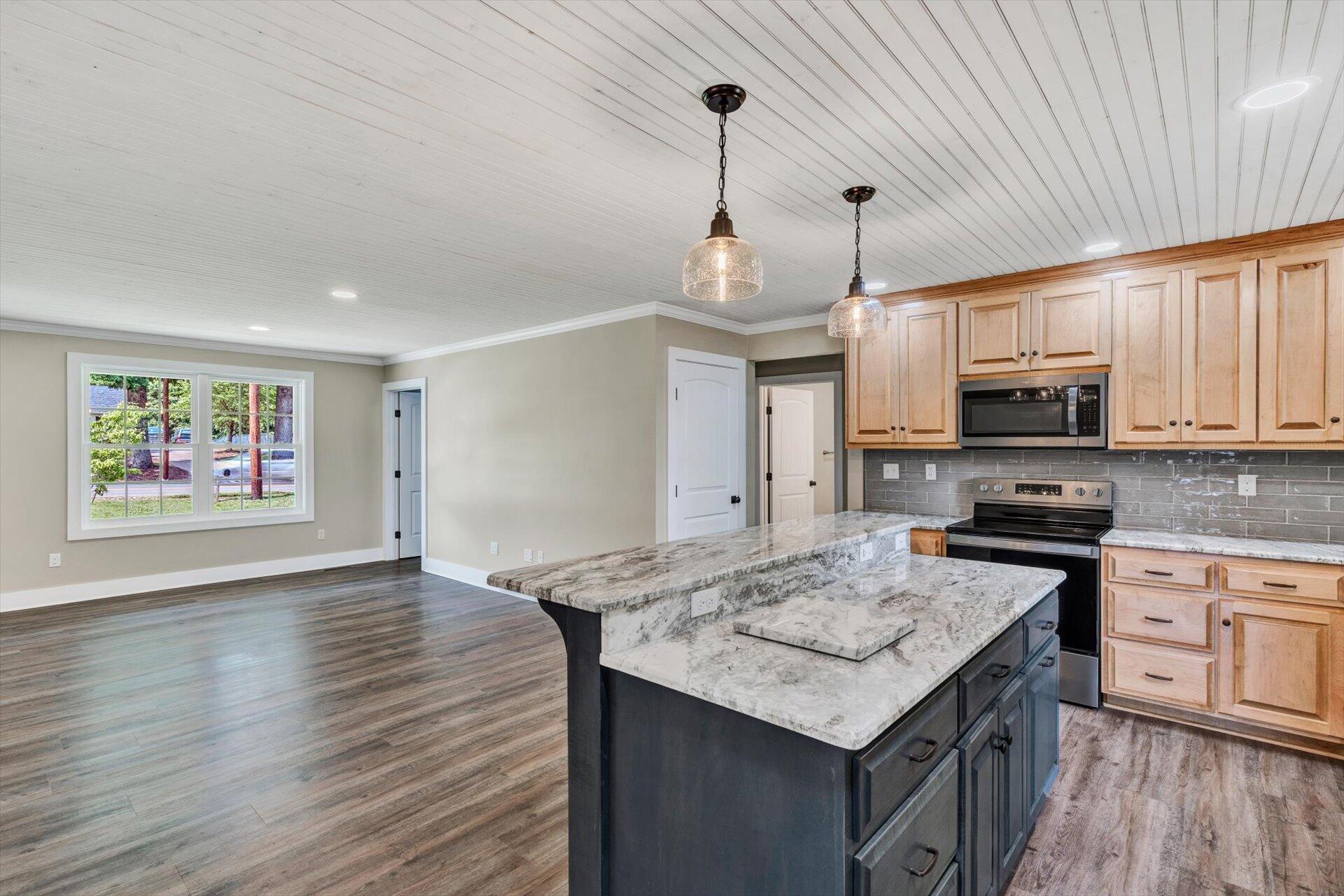1255 Scuffling Hill Road Rocky Mount, VA 24151 - Photo 11 of 39 E523F51F-82DB-4C1D-8174-27483B96C5C6