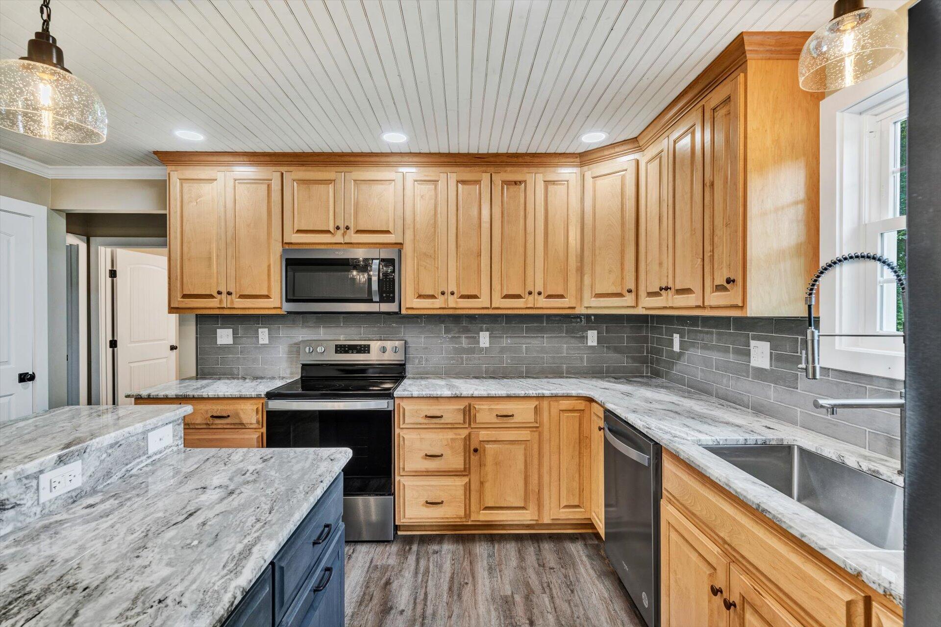 1255 Scuffling Hill Road Rocky Mount, VA 24151 - Photo 12 of 39 1B744184-5FE2-4AAD-9AEC-FA51610F43E6