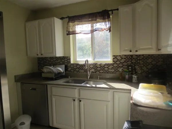 $2,200 | 823 Jennifer Lane, Endicott, NY 13760