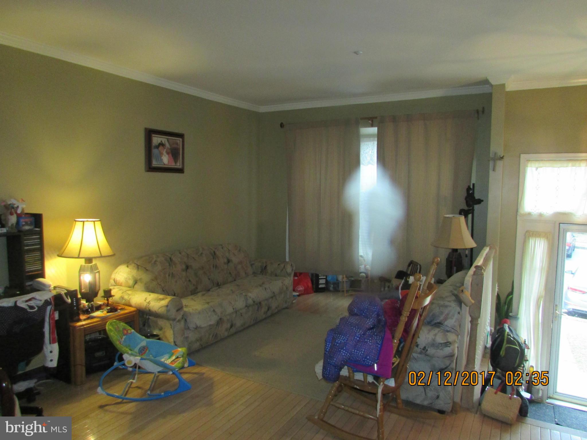 4203 Huntshire Road Randallstown, MD 21133 - Photo 3 of 10 Living Room