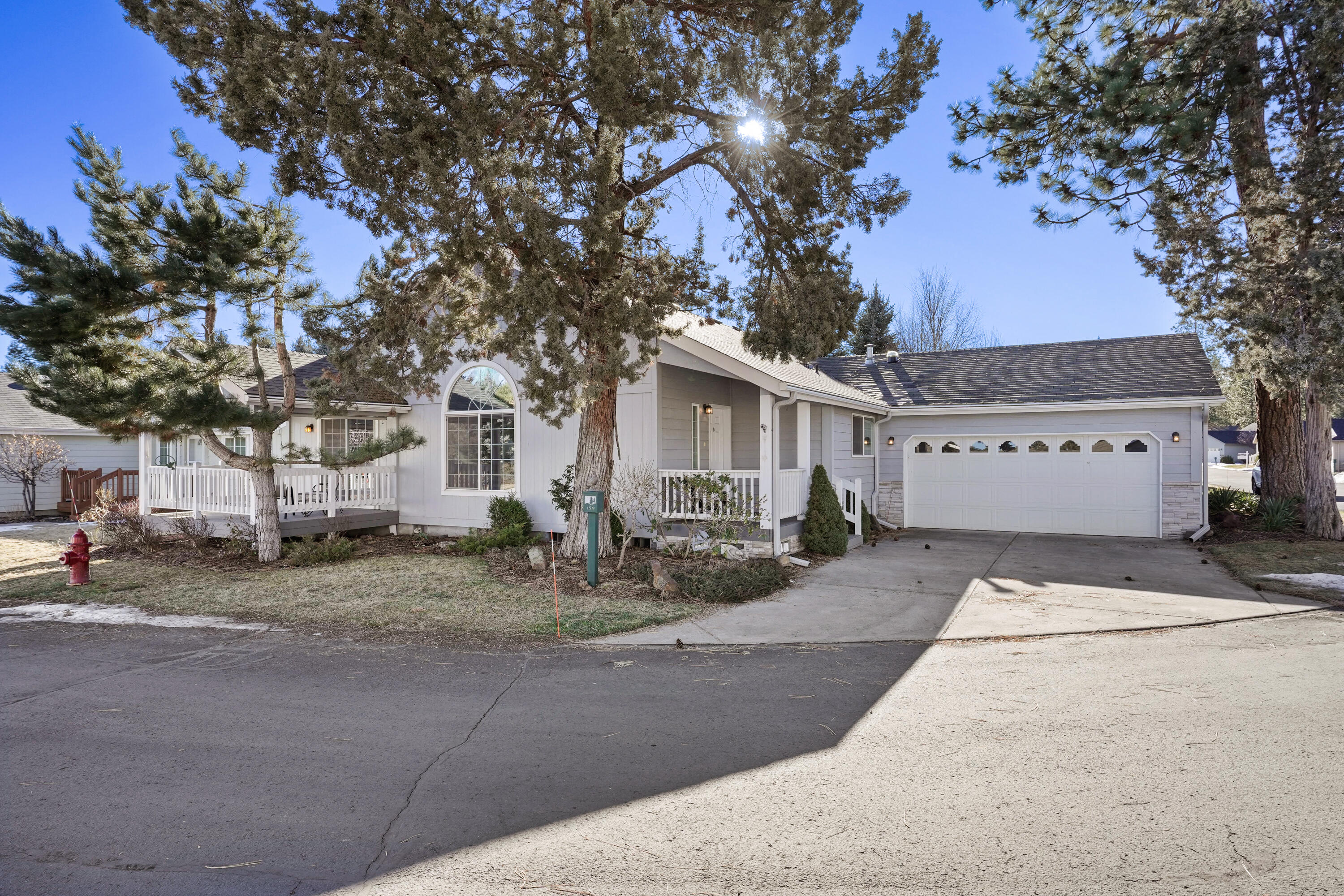 159 North Wheeler Loop Sisters, OR 97759 - Photo 2 of 25 Streetview, West side