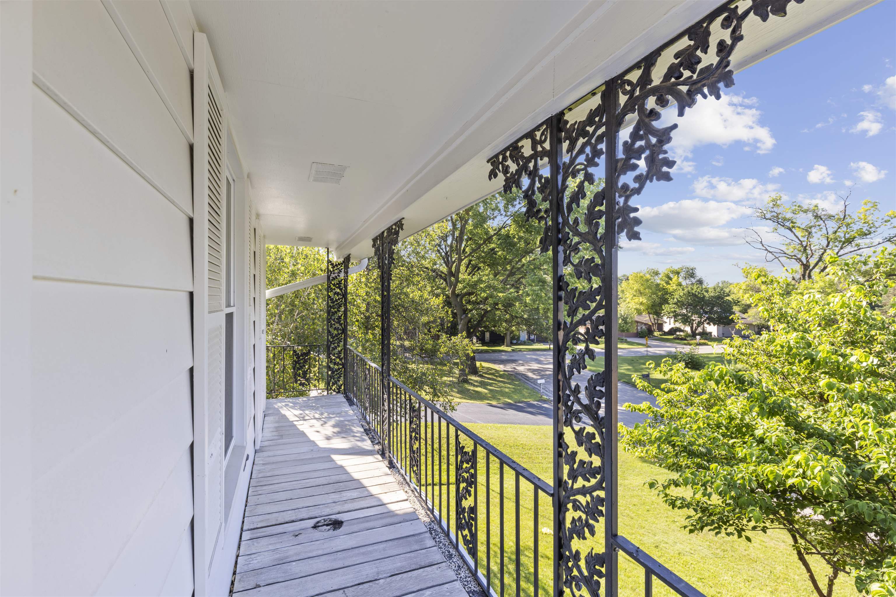 4976 Brigadoon Road Rockford, IL 61107 - Photo 24 of 32 a view of a balcony