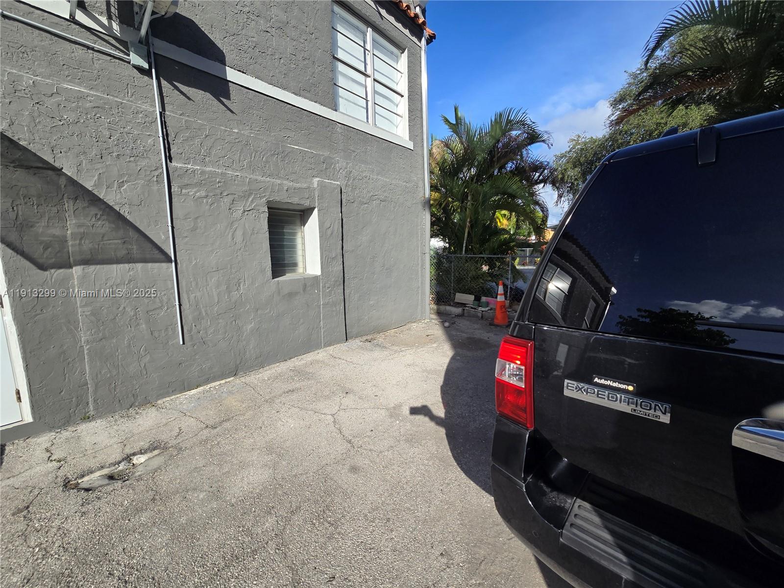 1629 Southwest 6th Street, Unit 13 Miami, FL 33135 - Photo 40 of 74