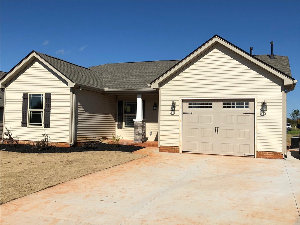 106 Veranda Circle Pendleton, SC 29670 - Photo 1 of 4