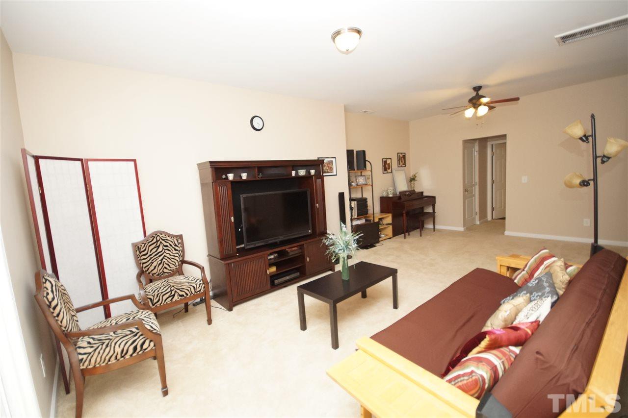 7655 Winners Edge Street Raleigh, NC 27617 - Photo 18 of 23
