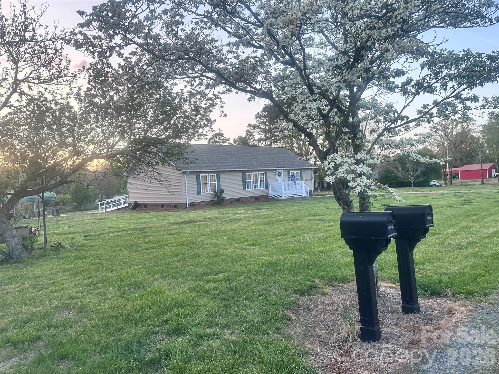 26024 Hobert Road Albemarle, NC 28001 - Photo 5 of 48